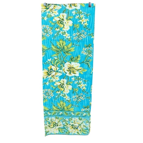 April Cornell Floral Table Runner - Picture 3 of 4